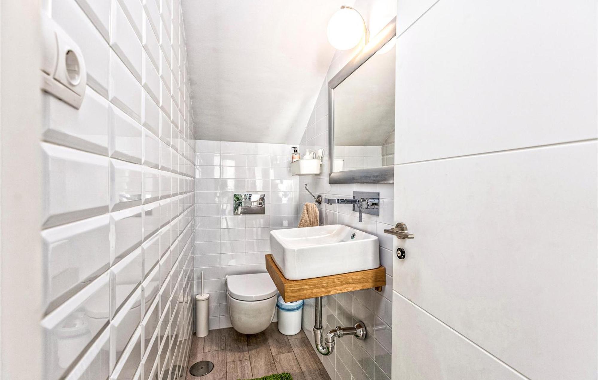 Awesome Home In Cala Del Moral With Kitchen La Cala Del Moral Ngoại thất bức ảnh