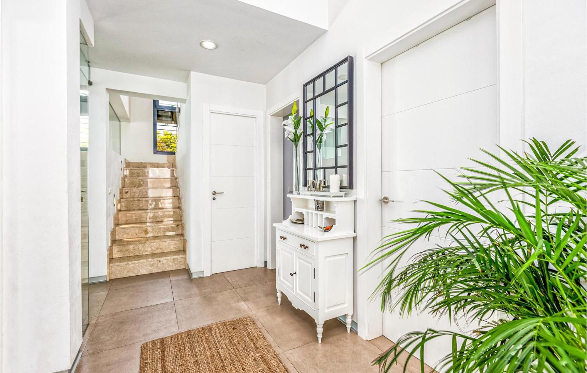 Awesome Home In Cala Del Moral With Kitchen La Cala Del Moral Ngoại thất bức ảnh